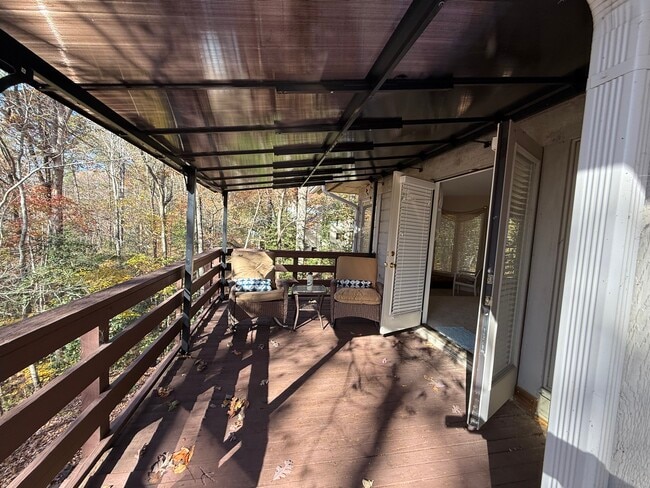 Building Photo - 833 Williamsburg Dr