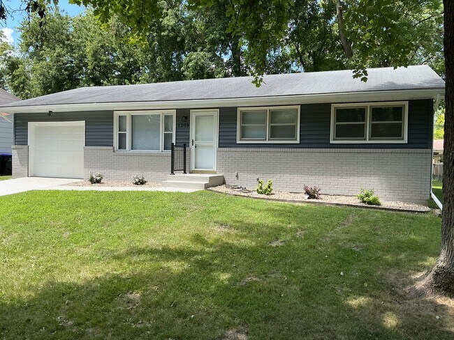 Building Photo - 1208 Gettysberg