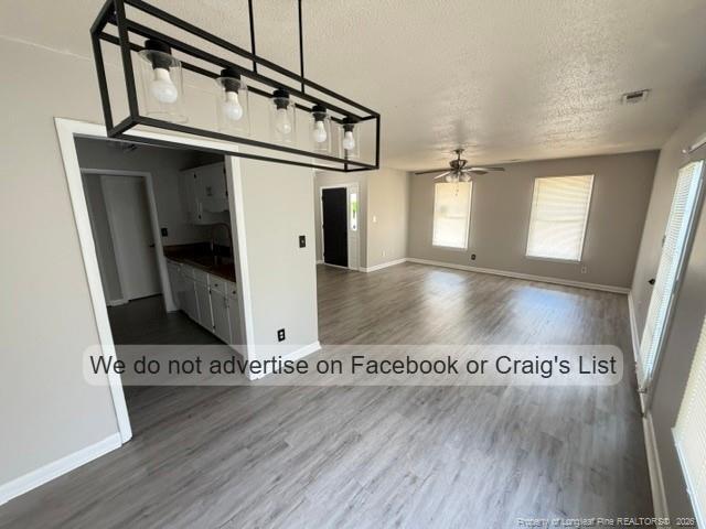 Building Photo - 209 Eppingdale Dr