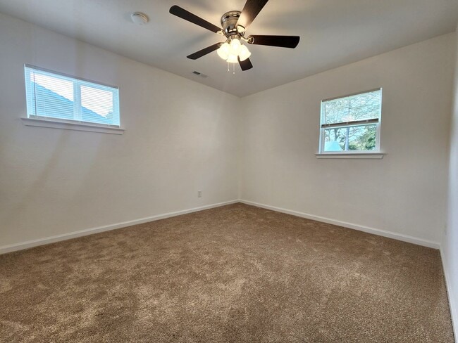 Building Photo - Completely Remodeled 4 Bedroom Ranch in Larrymore Acres