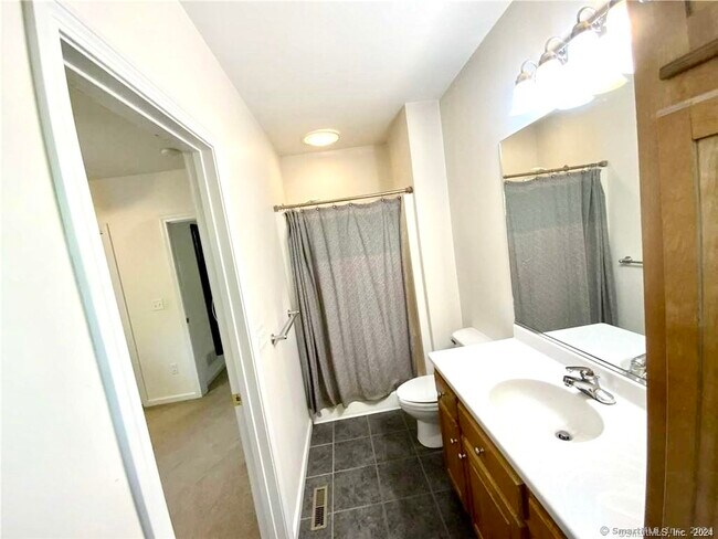 Building Photo - 30 Songbird Ln