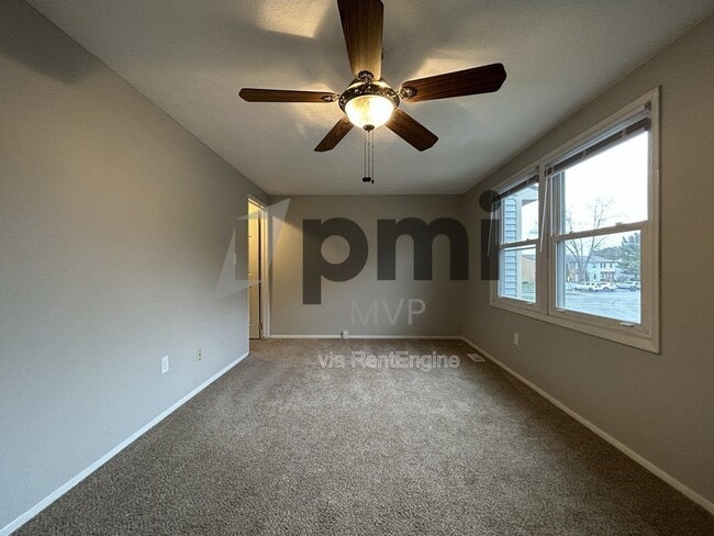 Building Photo - 7490 Stonetrail Way