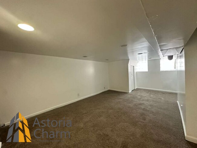 Building Photo - 3 Bedroom Home with Finished Basement and Rear Deck