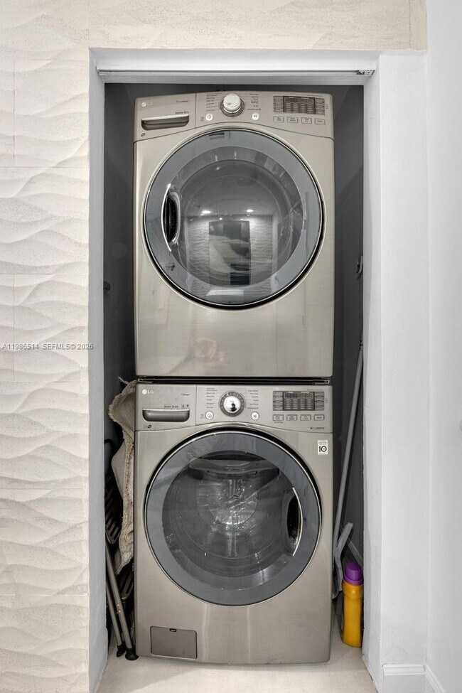 Building Photo - 2001 Meridian Ave