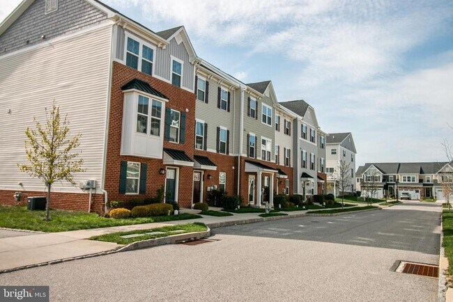 Building Photo - 308 Blue Welsh St