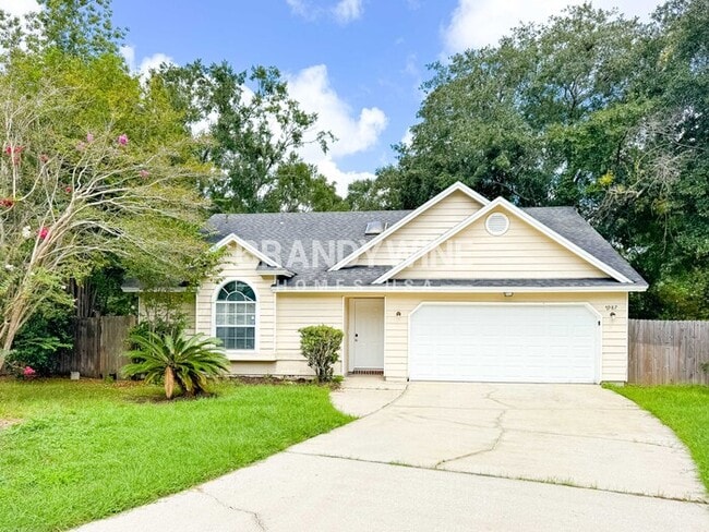 Building Photo - 7987 Domingue Ct