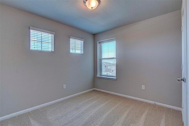 Building Photo - 10404 Hatton Ln