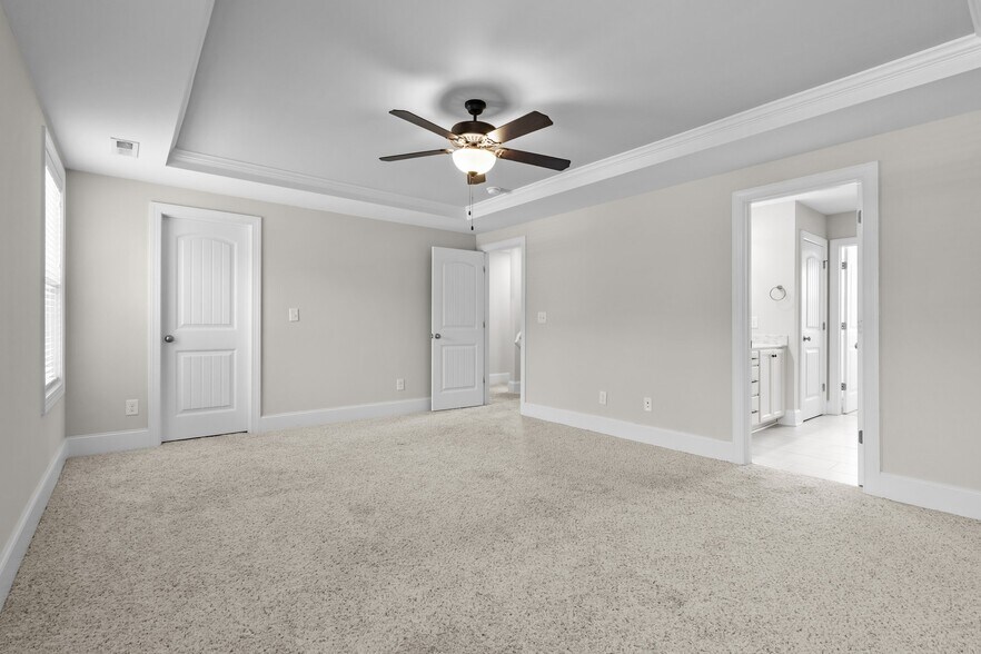 Building Photo - 830 Winston Pines Dr