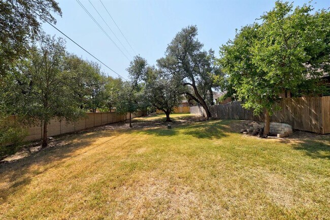 Building Photo - 2304 S Lakeline Blvd