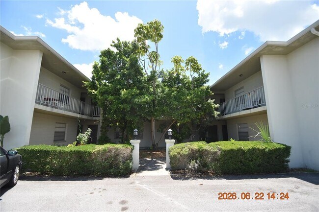 Building Photo - 304 Danube Ave
