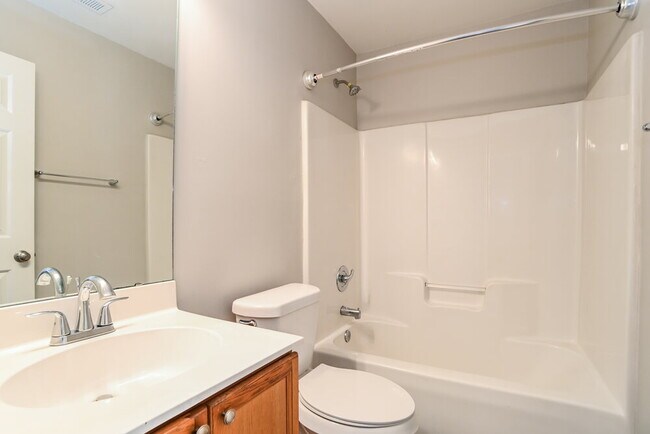 Building Photo - 3705 Arthur St