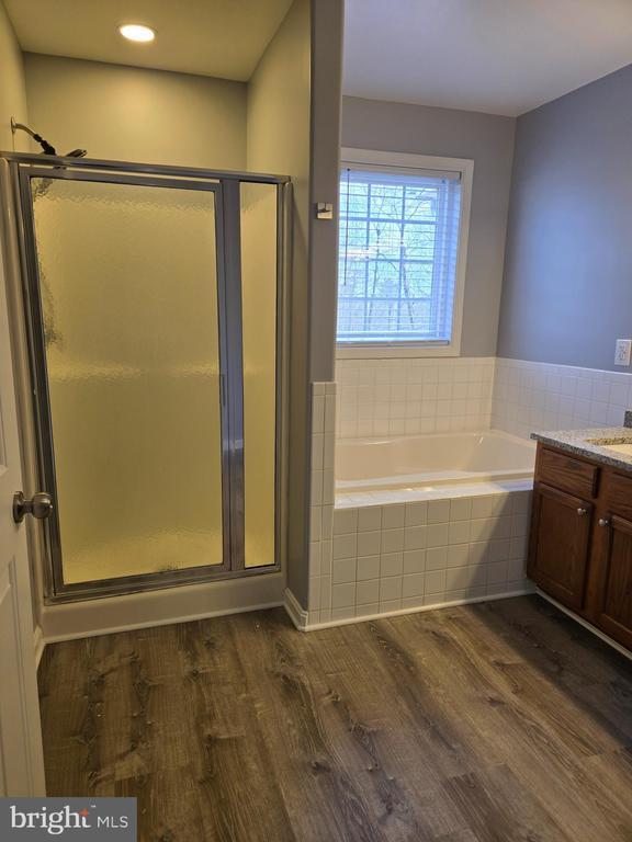 Building Photo - 23055 Sir Barton Ct