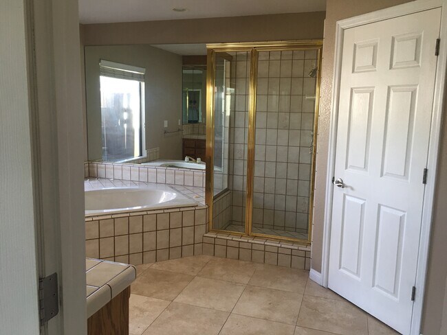 Building Photo - 14087 Driftwood Dr