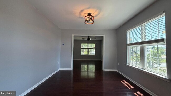 Building Photo - 1334 Easton Rd