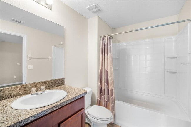 Building Photo - 2108 Golden Falcon Dr