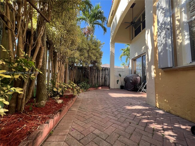 Building Photo - 5486 NW 112th Path