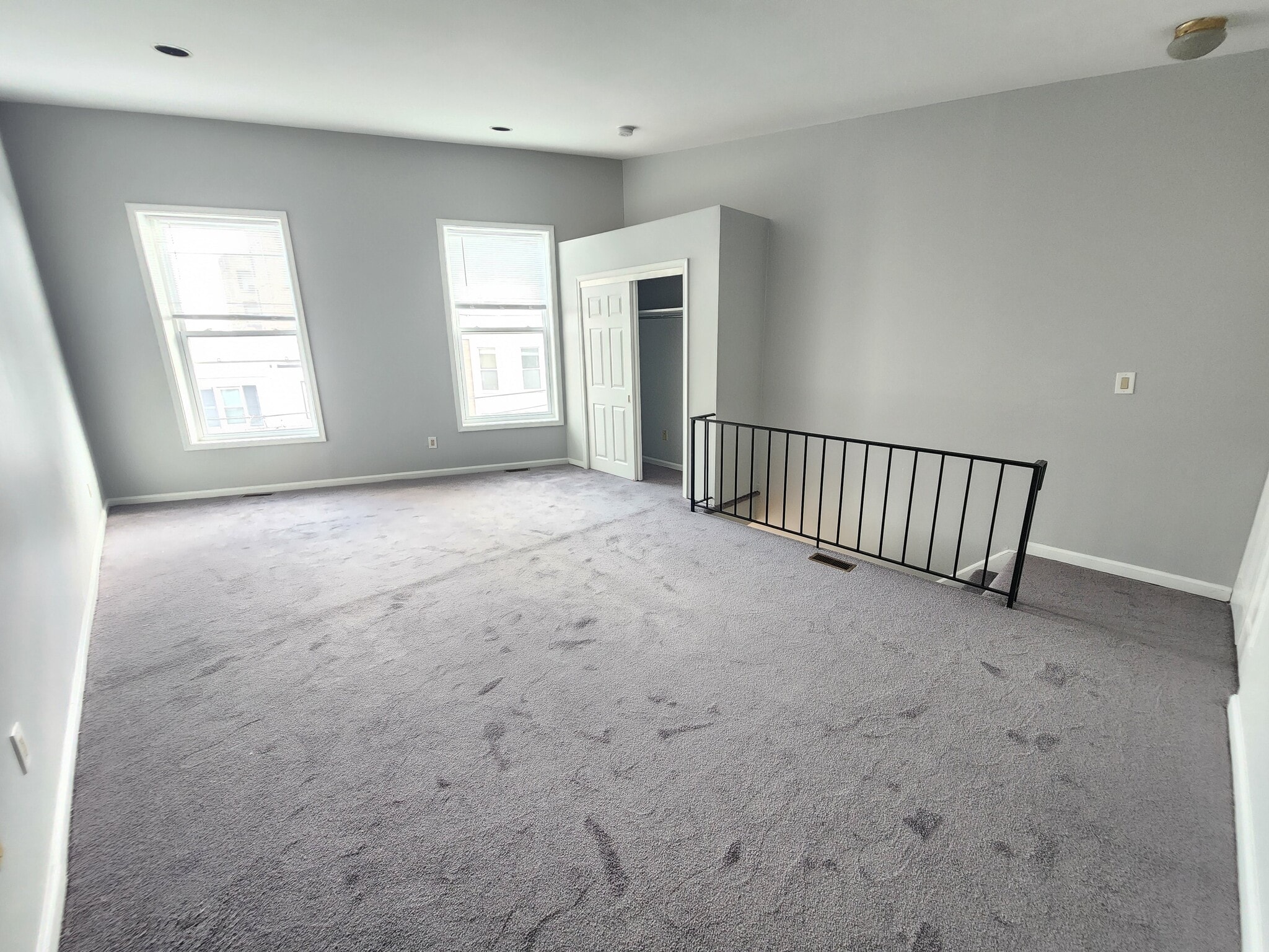 Building Photo - 930 E Passyunk Ave