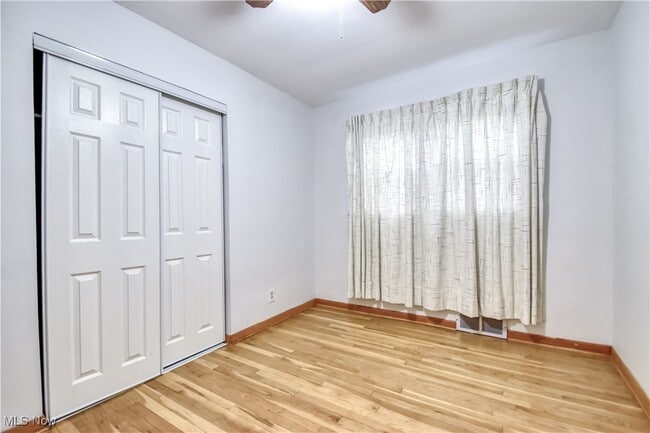 Building Photo - 5134 Harmony Ln