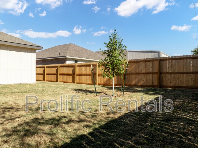 Building Photo - 5110 Rose Gdn Lp