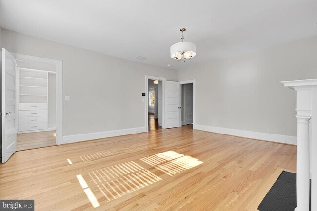 Building Photo - 4201 Bradley Ln