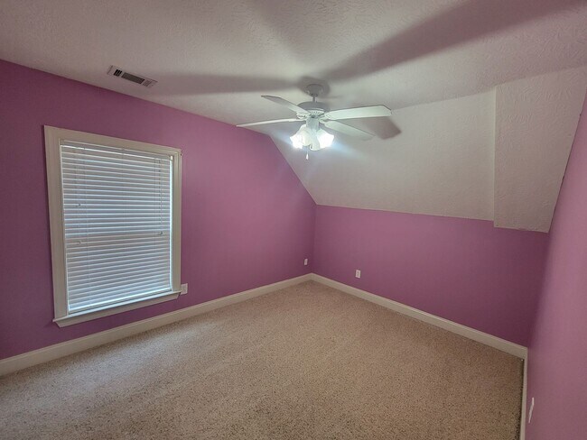 Building Photo - 1010 Barrett Dr
