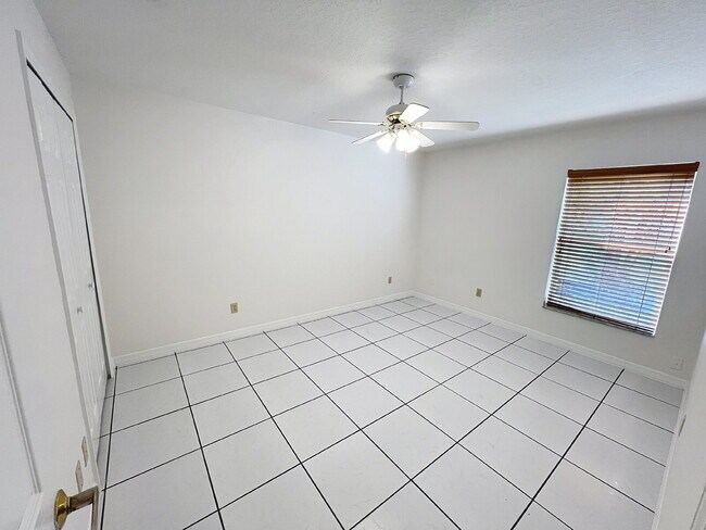 Building Photo - Charming 4-Bedroom Oasis with 3 Baths in P...