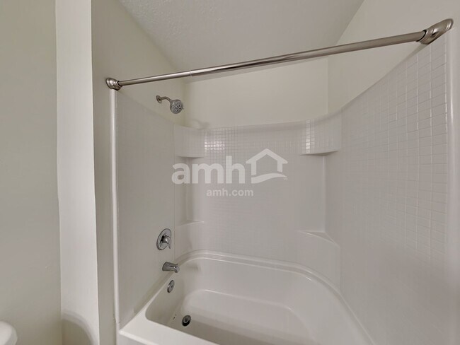 Building Photo - 3219 Magnolia Meadows Dr