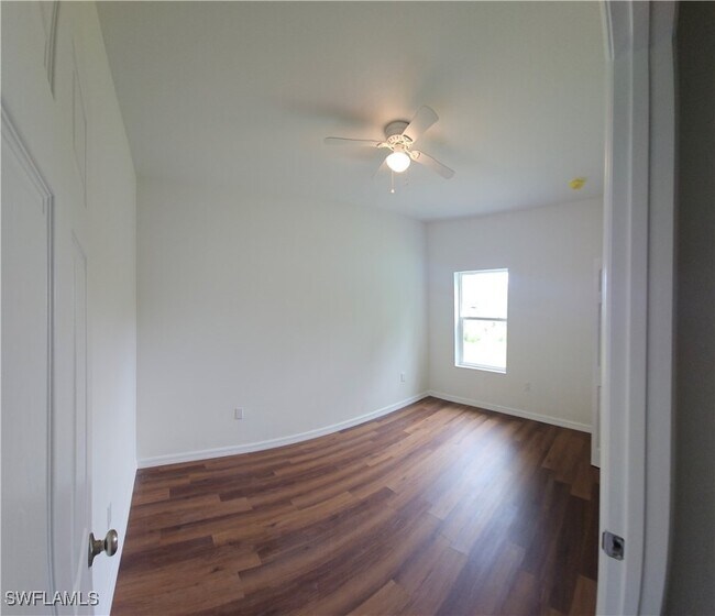 Building Photo - 3835 Lora St