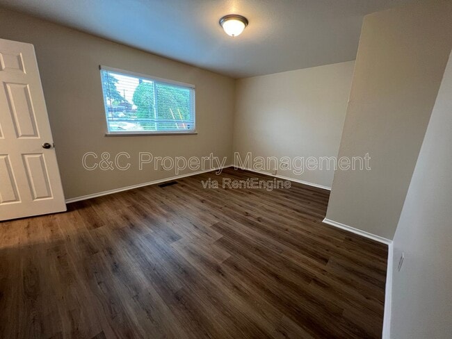 Building Photo - 478 Crivello Rd