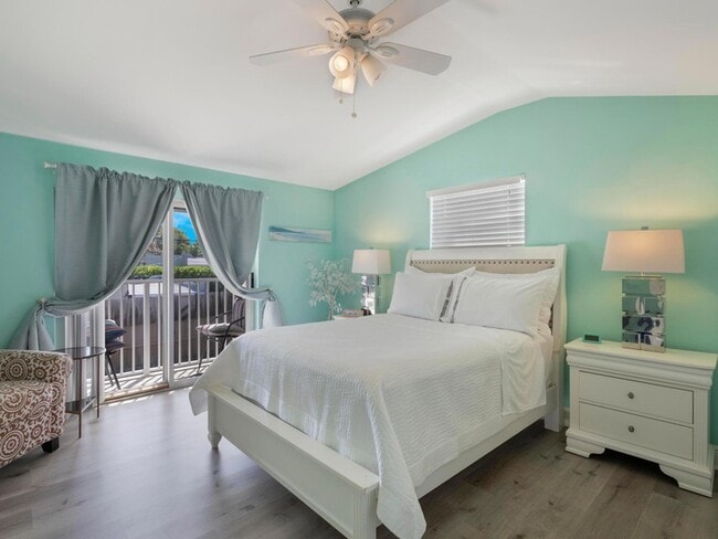 Building Photo - 832 Green St