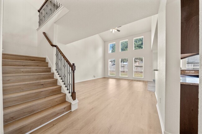 Building Photo - 6411 Westward Wood Way