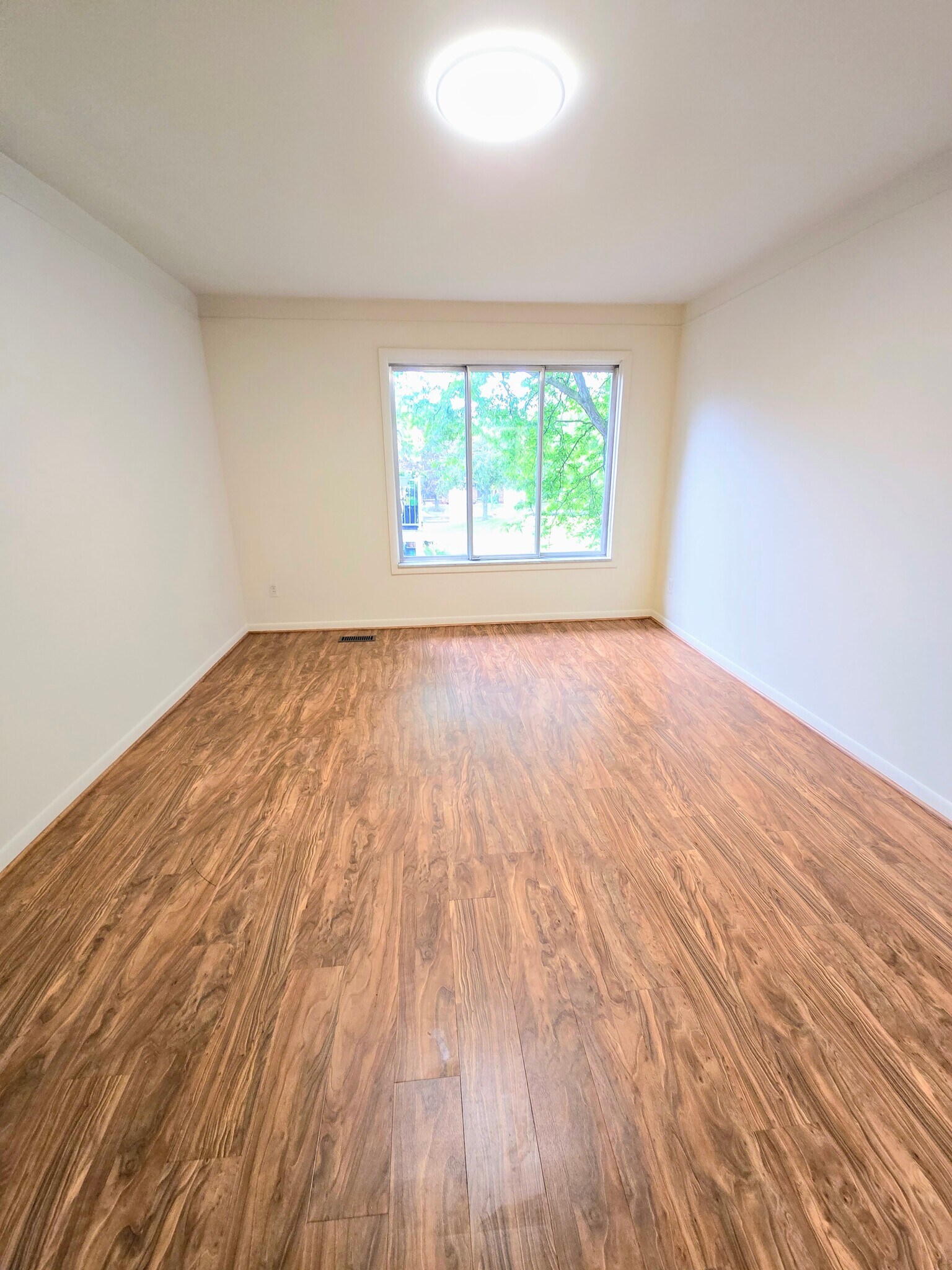 Building Photo - 16810 Edloytom Way