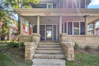 Building Photo - 626 N. College Ave.