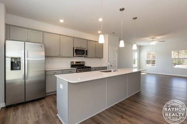 Building Photo - 44 Plantation Dr