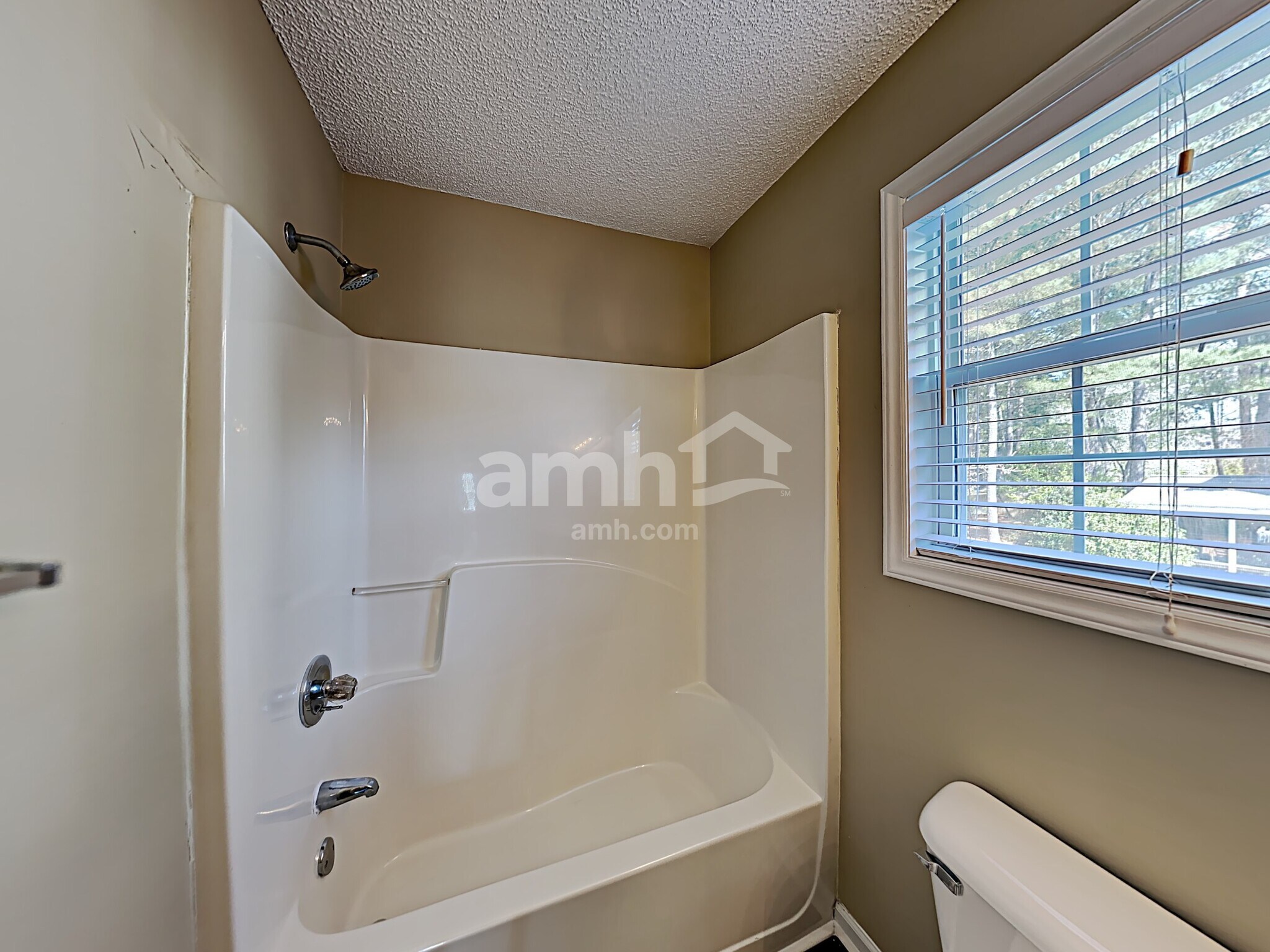 Building Photo - 1317 E Stonemason Dr