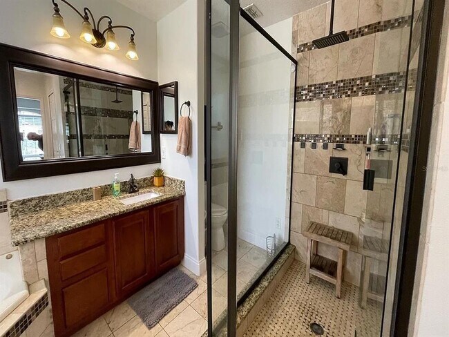 Building Photo - 5198 Adair Oak Dr