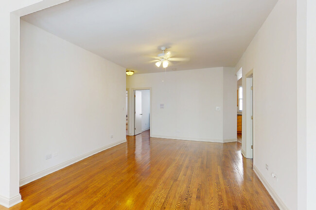 Dining/Living room - 5350-5358 S. Maryland Avenue