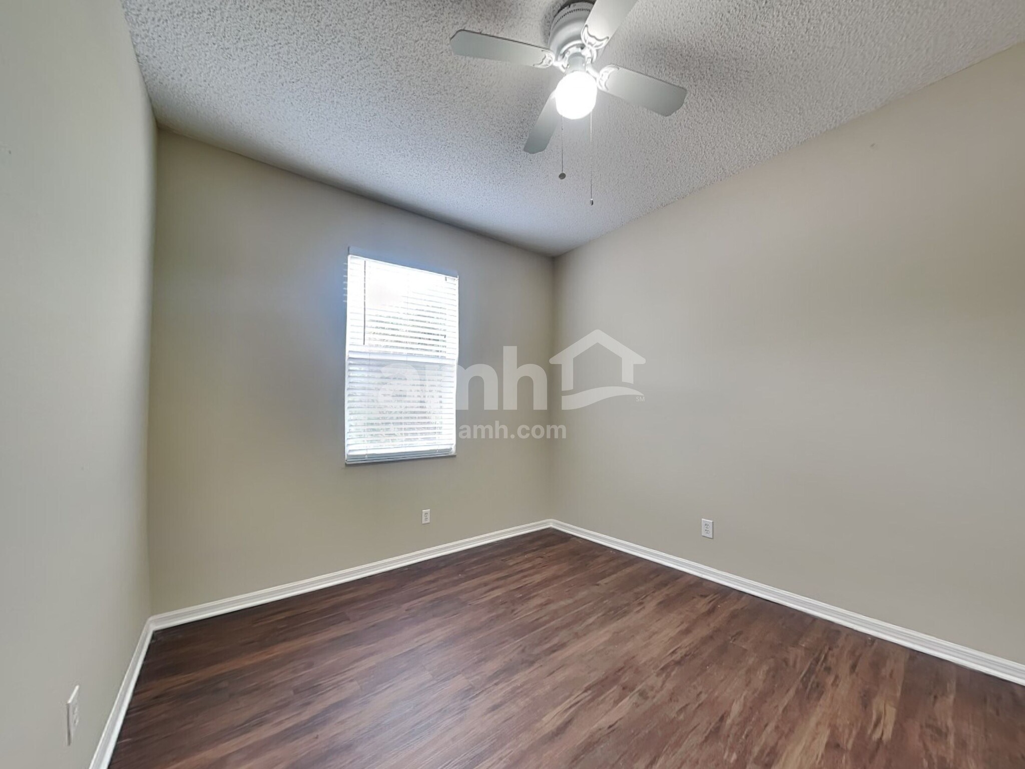 Building Photo - 1345 Brooke View Dr