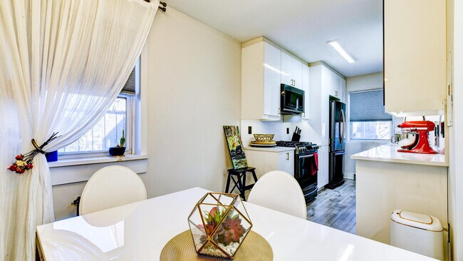 Building Photo - 1504 W Terrace Cir