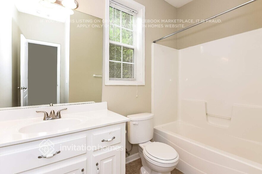 Building Photo - 108 Holcomb Manor Ct