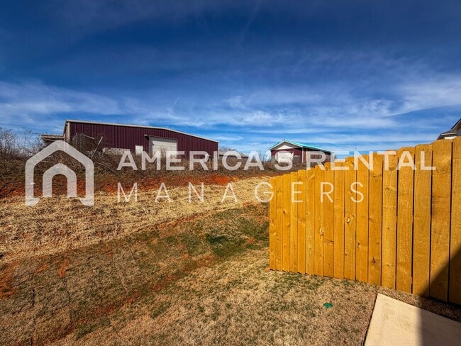 Building Photo - Modern Two Story Living in Lincoln, AL!