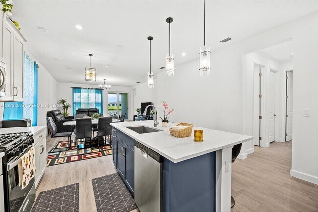 Building Photo - 8996 Remy Ln