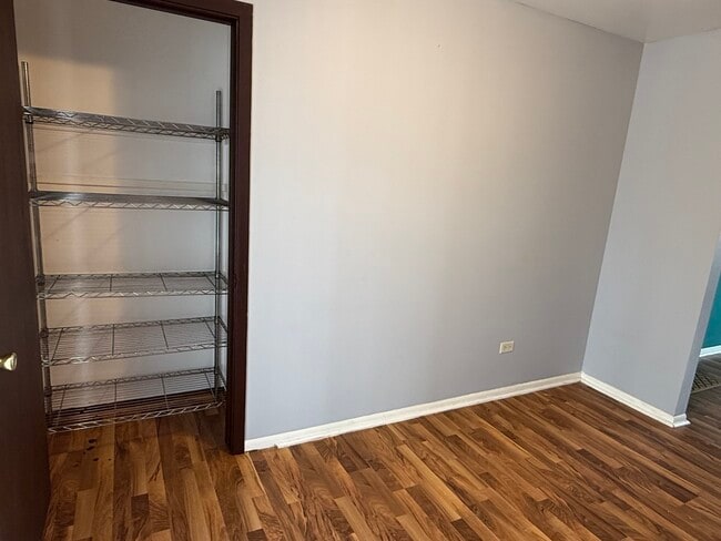 Building Photo - 1020 9th St