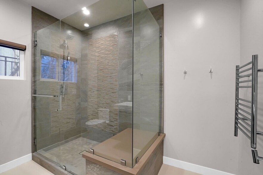 Building Photo - Experience Modern Luxury in this Stunning 4-Bedroom Smart Home in the Heart of 90027