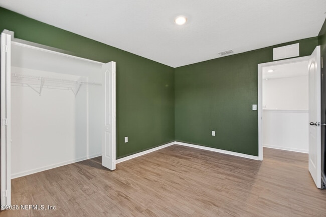 Building Photo - 2283 Shady Breeze Ln