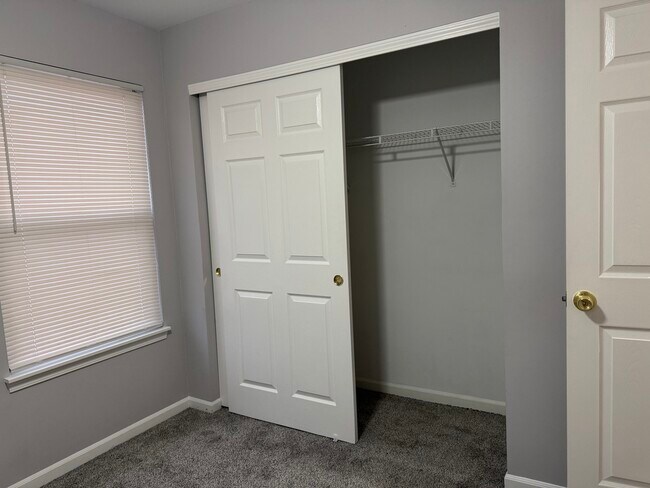 Building Photo - 426 Thunder Ridge