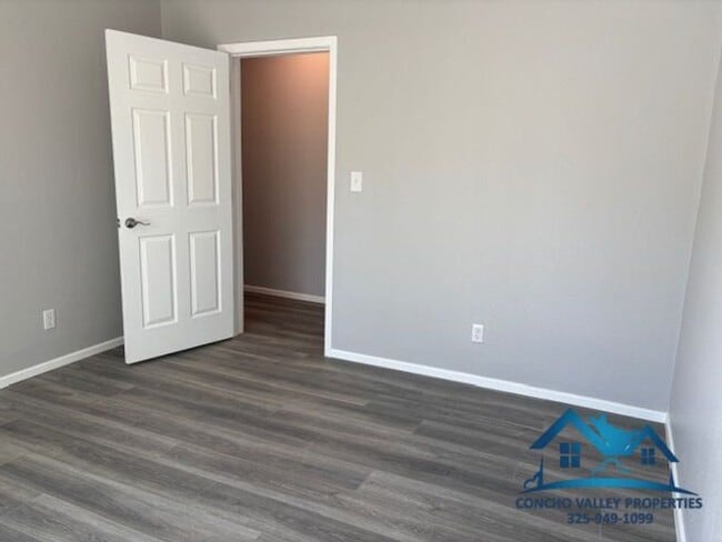 Building Photo - 1420 S David St