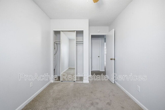 Building Photo - 3228 Dunnbury Ct