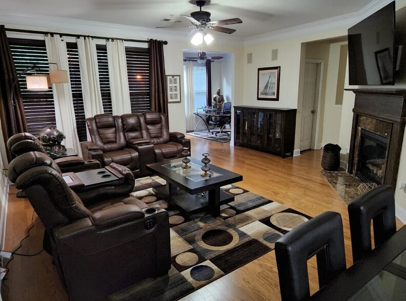 Building Photo - 6185 Indian Wood Cir SE