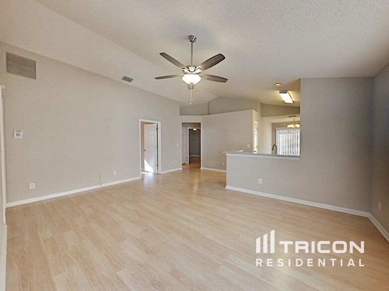 Building Photo - 723 Cape Cod Cir